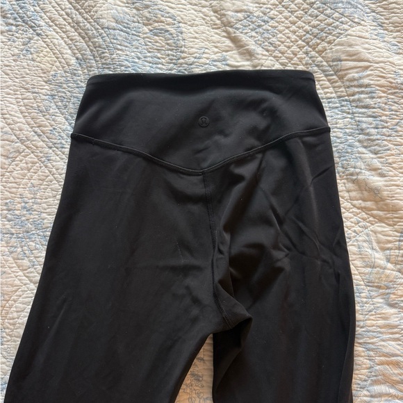 Lululemon Black Wunder Under Leggings - Picture 2 of 3
